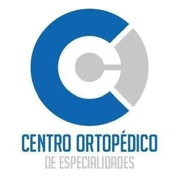 Centro Ortopédico de Especialidades logo con diseño circular azul y gris